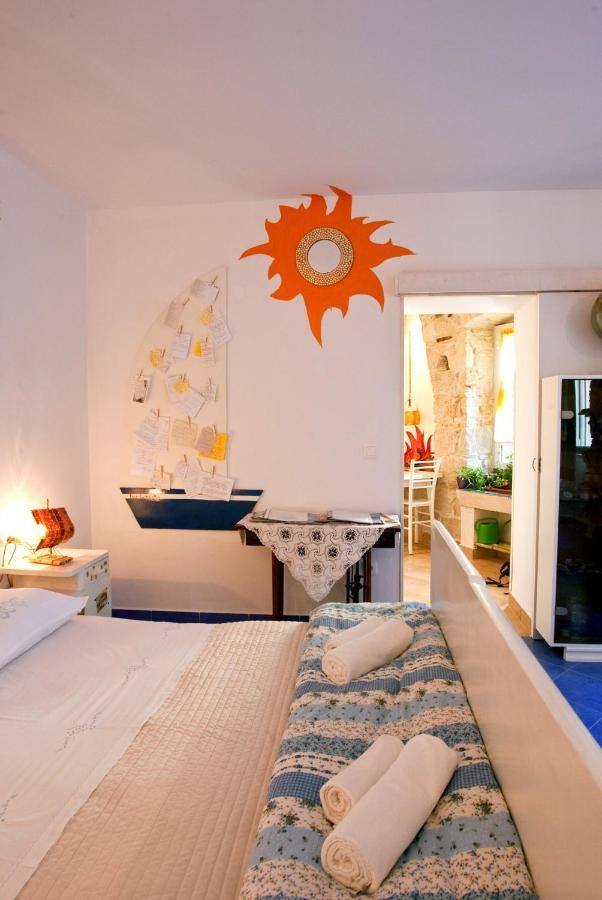 Studio Apartment Sretna スプリト エクステリア 写真